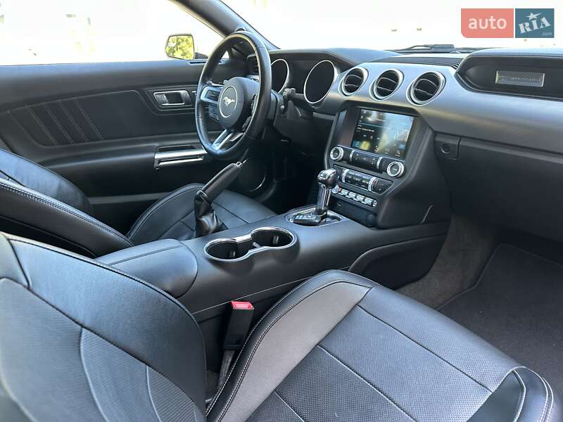 Купе Ford Mustang 2018 в Киеве