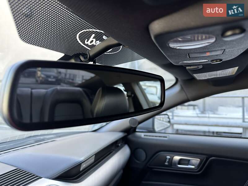 Купе Ford Mustang 2018 в Киеве