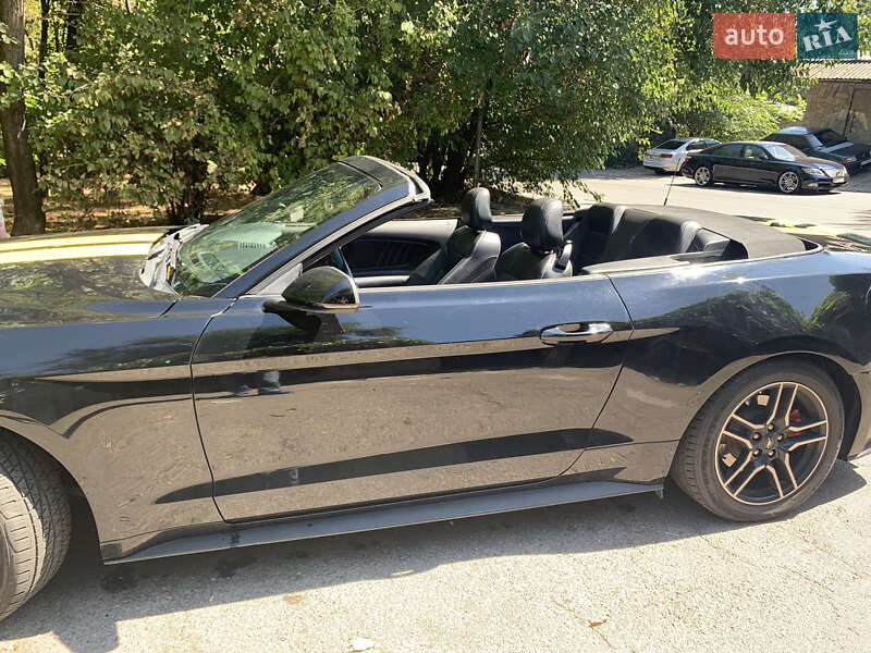 Кабриолет Ford Mustang 2019 в Одессе
