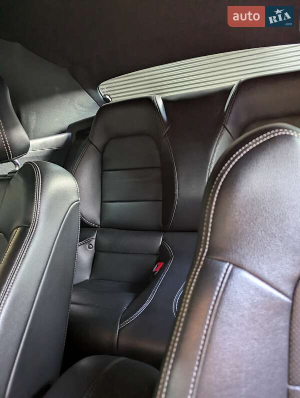 Кабриолет Ford Mustang 2016 в Киеве