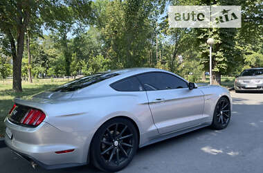 Купе Ford Mustang 2016 в 