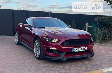 Купе Ford Mustang 2016 в Києві