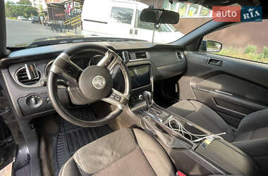 Кабриолет Ford Mustang 2012 в 