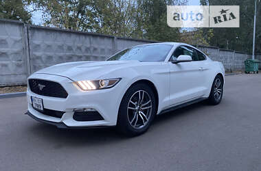 Купе Ford Mustang 2016 в Києві