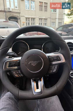 Купе Ford Mustang 2015 в 