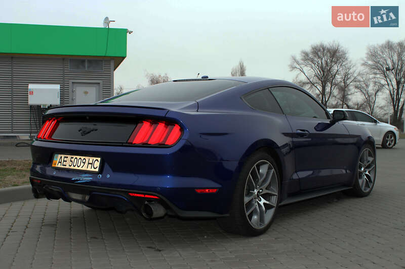 Купе Ford Mustang 2015 в Дніпрі