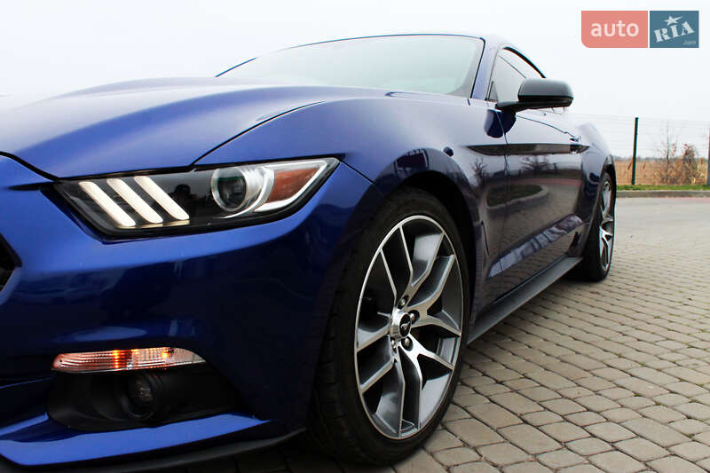 Купе Ford Mustang 2015 в Дніпрі