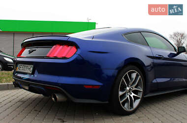 Купе Ford Mustang 2015 в 