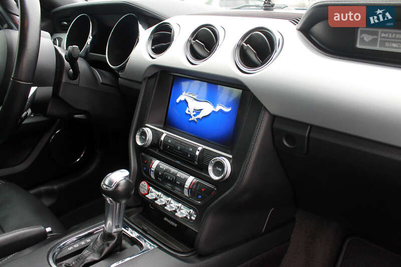 Купе Ford Mustang 2015 в Дніпрі