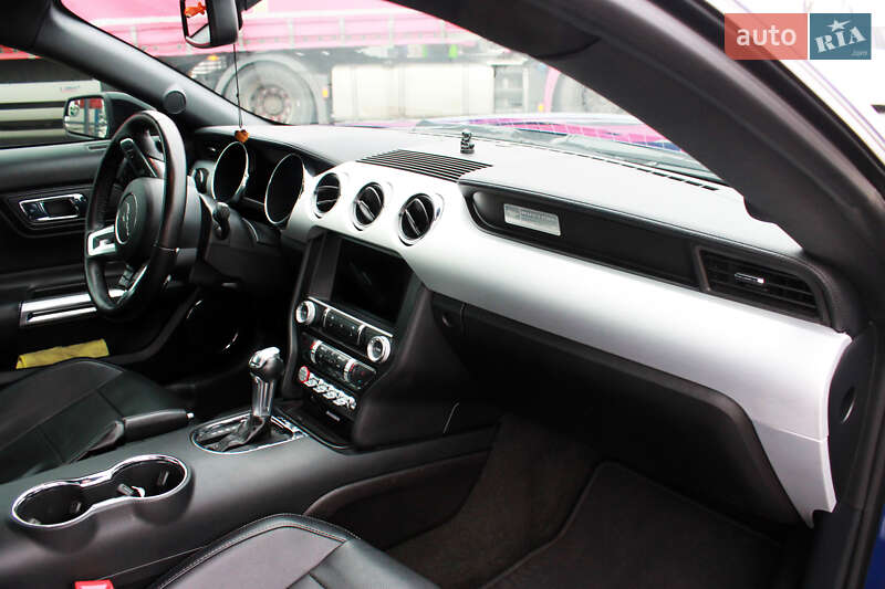Купе Ford Mustang 2015 в Дніпрі