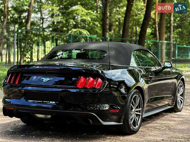 Кабріолет Ford Mustang 2017 в Києві