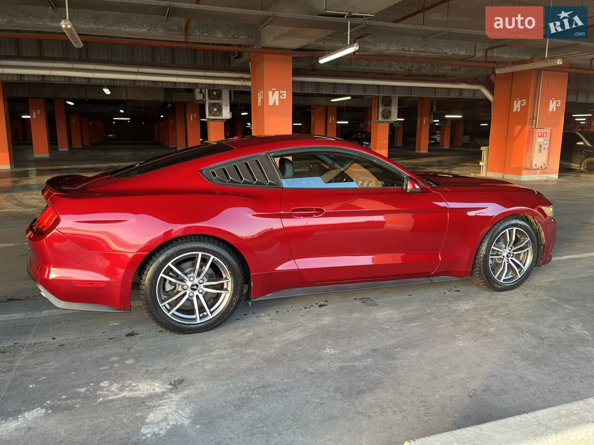 2016 Ford Mustang - мініатюра 17