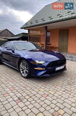 Купе Ford Mustang 2017 в 