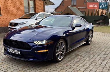 Купе Ford Mustang 2017 в 