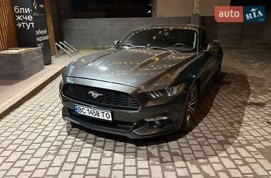 Купе Ford Mustang 2017 в Львові