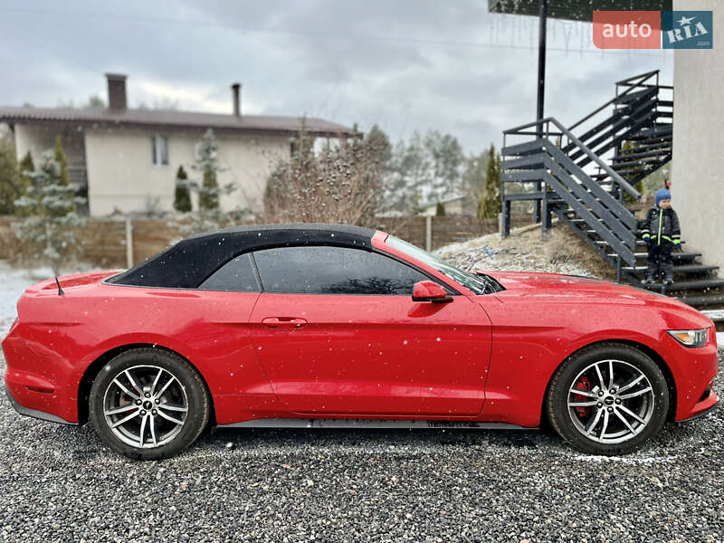 Кабриолет Ford Mustang 2015 в Харькове