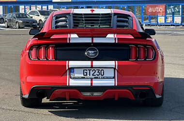 Купе Ford Mustang 2015 в Києві