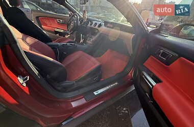 Купе Ford Mustang 2014 в 