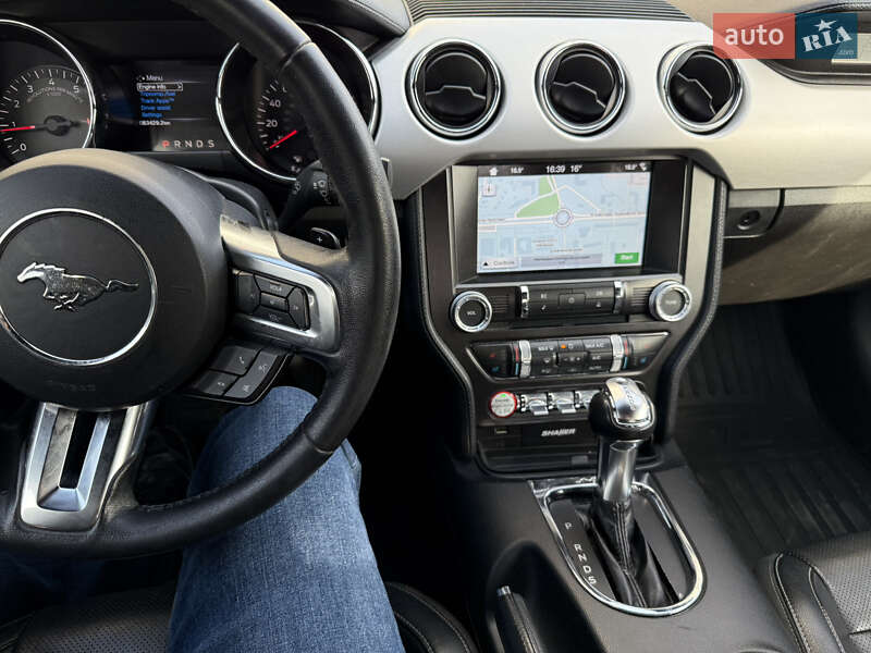 Купе Ford Mustang 2017 в Львове