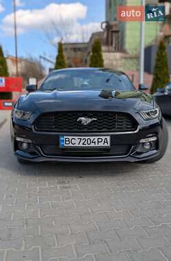 Купе Ford Mustang 2016 в Львові