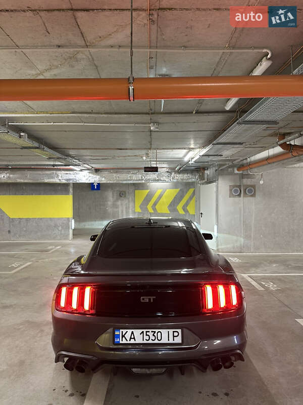 Купе Ford Mustang 2020 в Черновцах