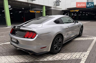 Купе Ford Mustang 2014 в Києві