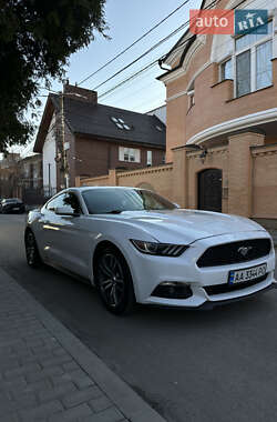 Купе Ford Mustang 2016 в 