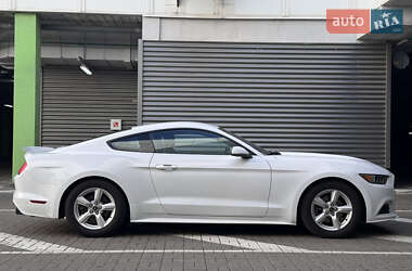 Купе Ford Mustang 2016 в 
