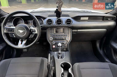Купе Ford Mustang 2016 в 