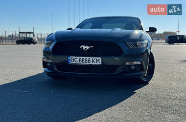 Купе Ford Mustang 2015 в 