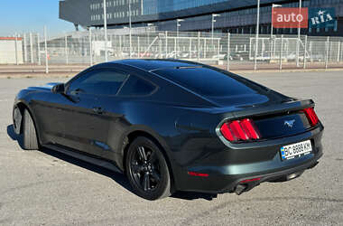 Купе Ford Mustang 2015 в 
