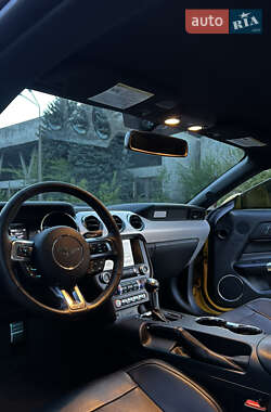 Купе Ford Mustang 2015 в 