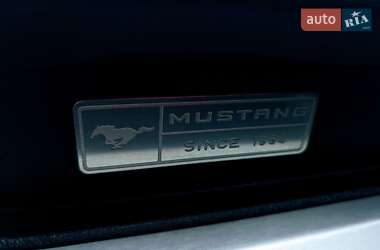 Купе Ford Mustang 2017 в 