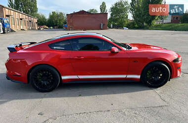 Купе Ford Mustang 2018 в 