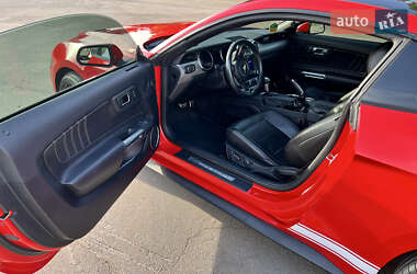 Купе Ford Mustang 2018 в Умани