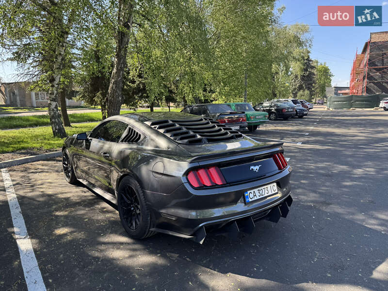 Купе Ford Mustang 2017 в Черкассах