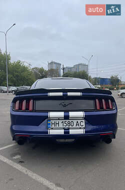 Купе Ford Mustang 2016 в 