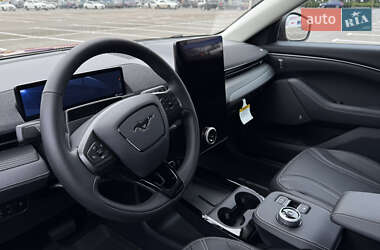 Внедорожник / Кроссовер Ford Mustang 2023 в 