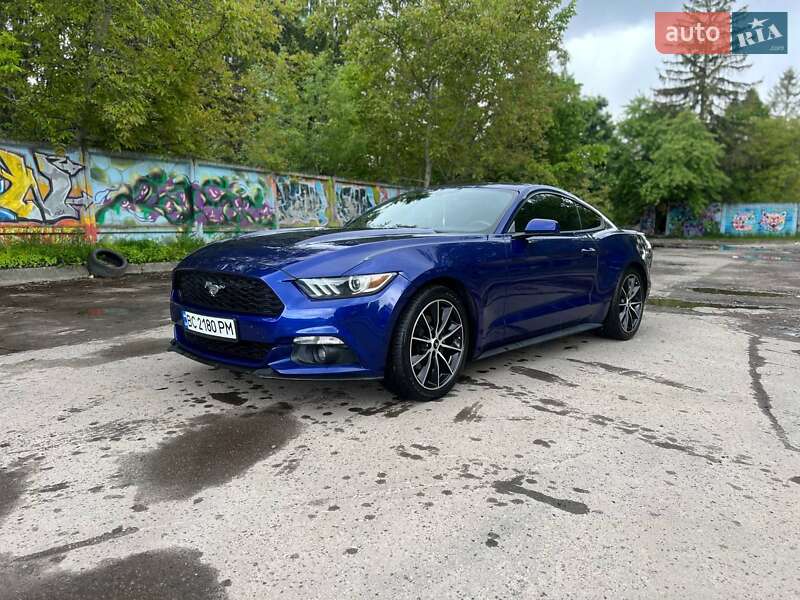 Купе Ford Mustang 2015 в Львове