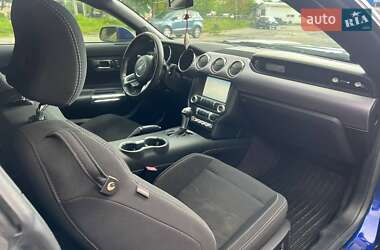 Купе Ford Mustang 2015 в 