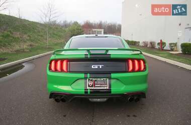 Купе Ford Mustang 2019 в 