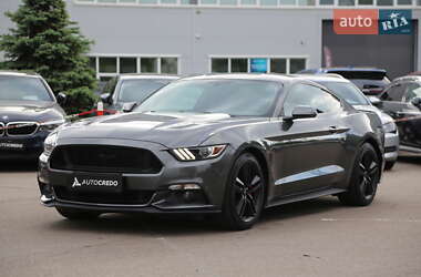 Купе Ford Mustang 2017 в 
