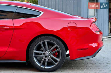 Купе Ford Mustang 2016 в 