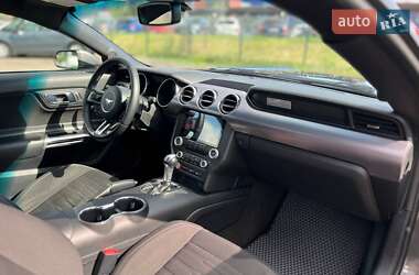 Купе Ford Mustang 2016 в 