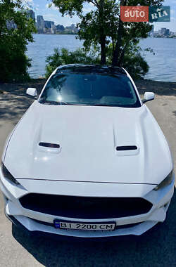 Купе Ford Mustang 2020 в 