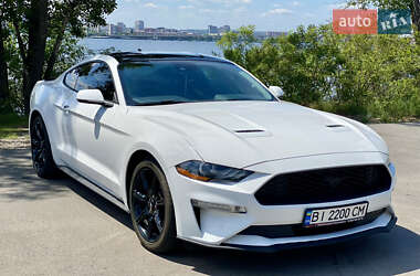 Купе Ford Mustang 2020 в 