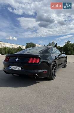 Купе Ford Mustang 2016 в 