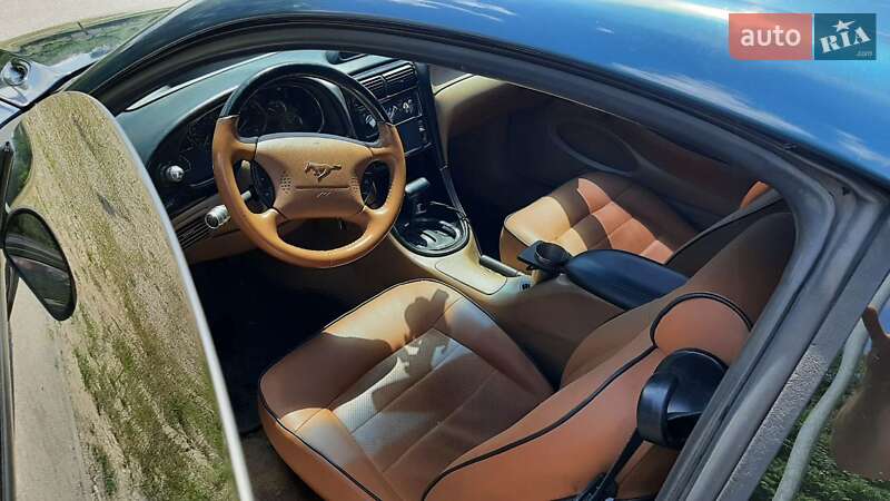 Купе Ford Mustang 1995 в Днепре