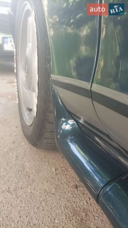 Купе Ford Mustang 1995 в Днепре