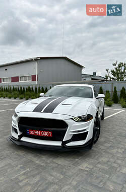 Купе Ford Mustang 2020 в 